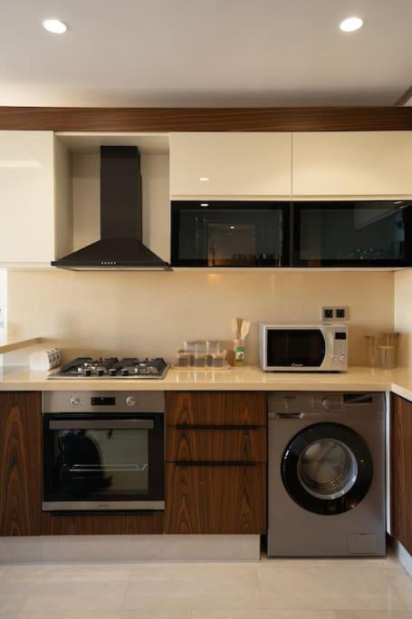 Charming & Airy Flat - Perfect For Relaxation Apartamento