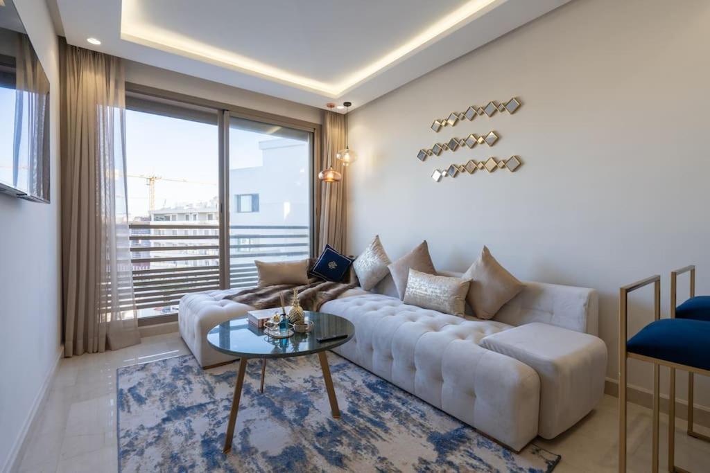 Charming & Airy Flat - Perfect For Relaxation Appartamento